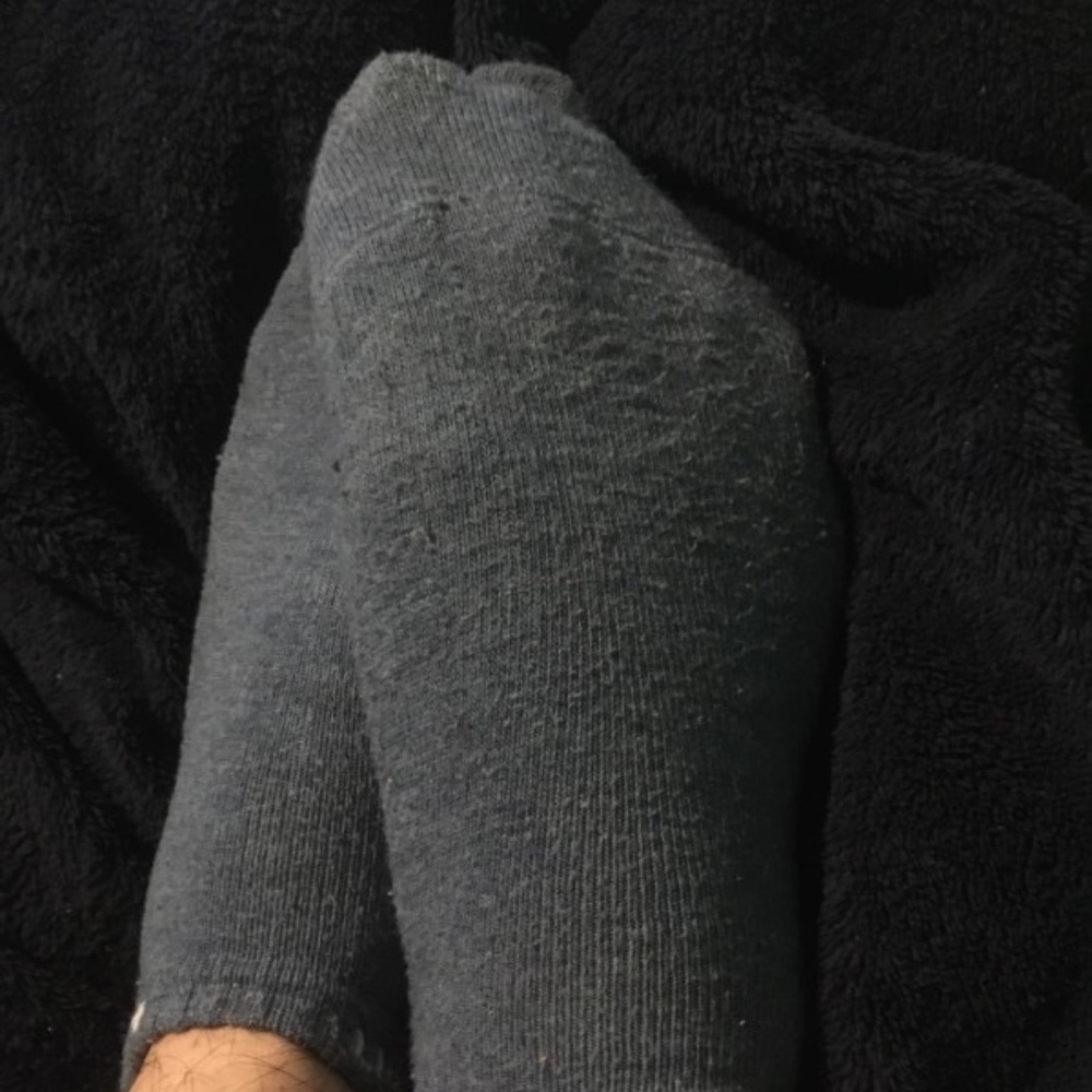 worm used mens socks